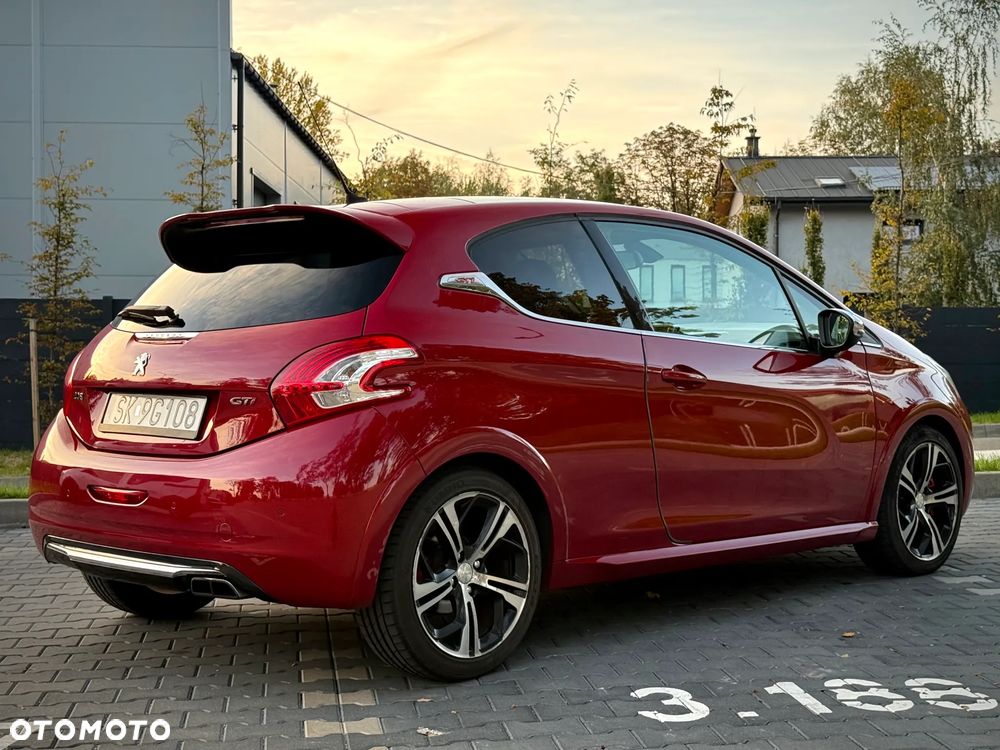 Peugeot 208 1.6 THP GTi - 8