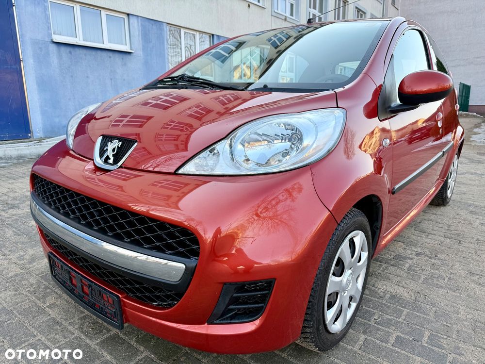Peugeot 107 1.0 Trendy 2-Tronic - 2