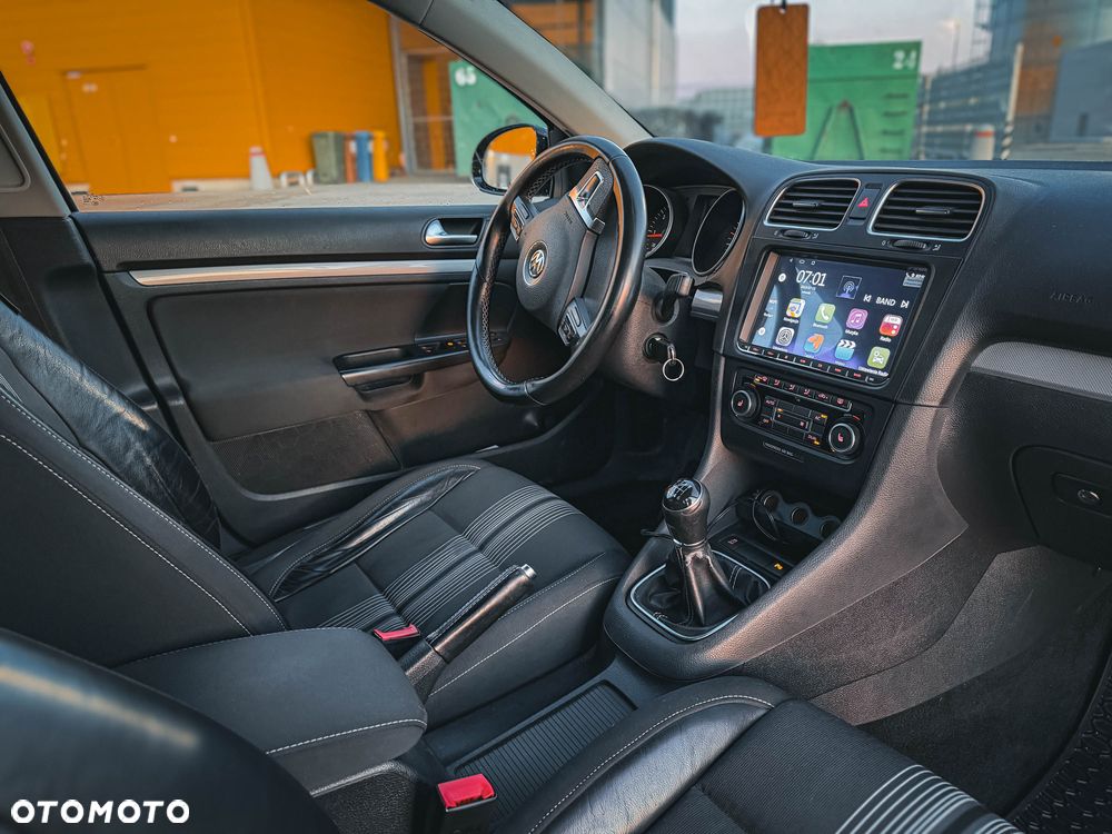 Volkswagen Golf 2.0 TDI Highline - 4