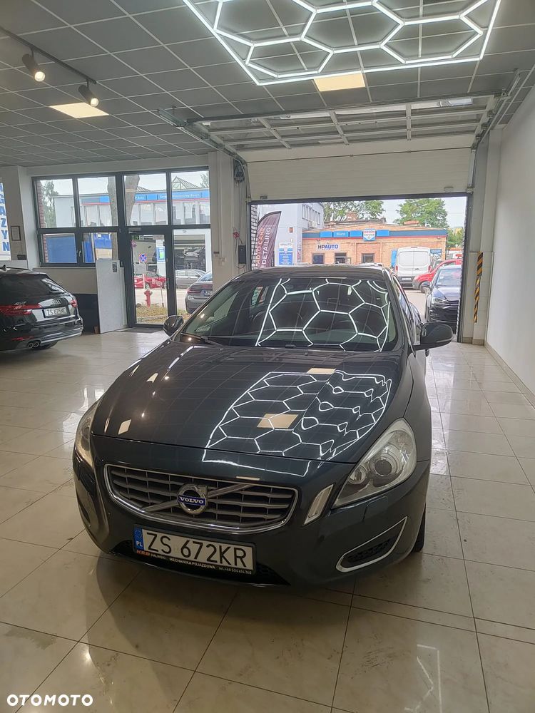 Volvo V60 - 17