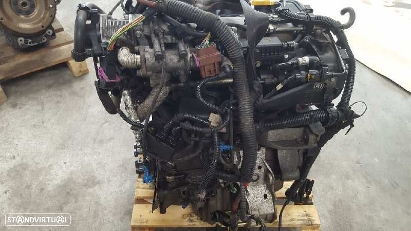 MOTOR COMPLETO FIAT STILO MULTI WAGON 2004 - 1