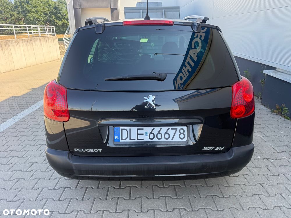 Peugeot 207 1.4 16V Trendy - 15