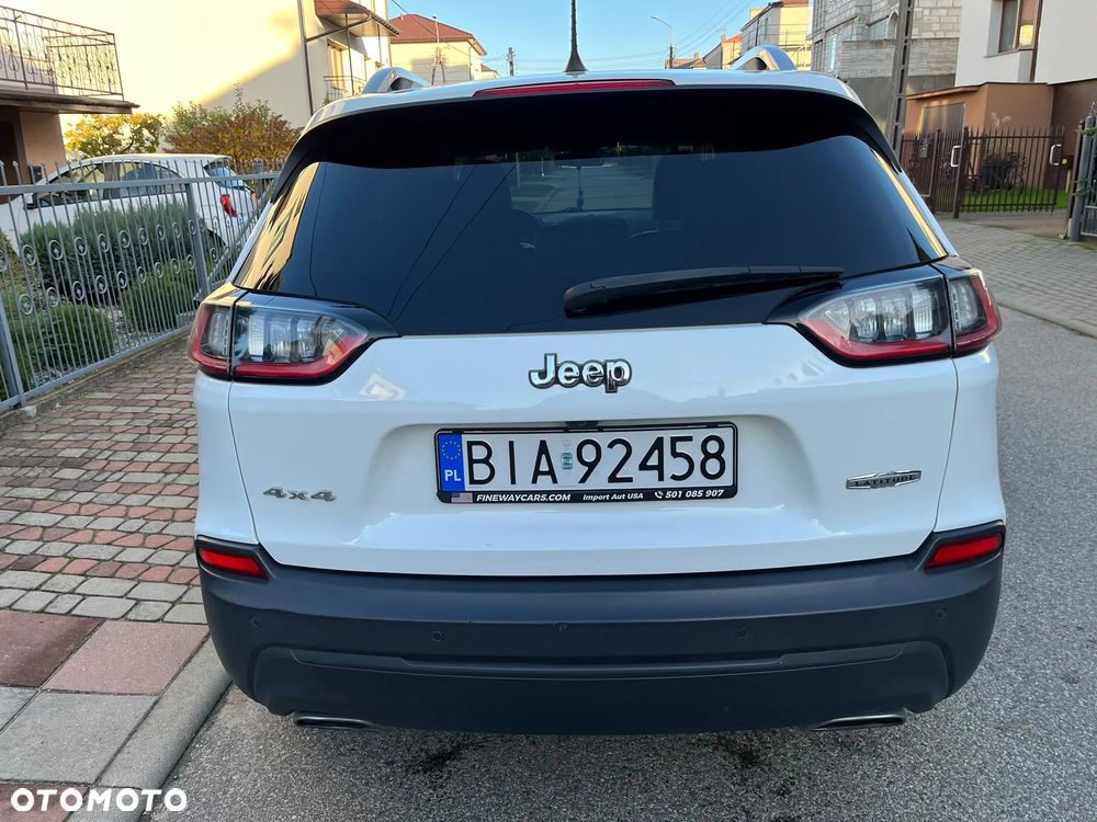 Jeep Cherokee - 15