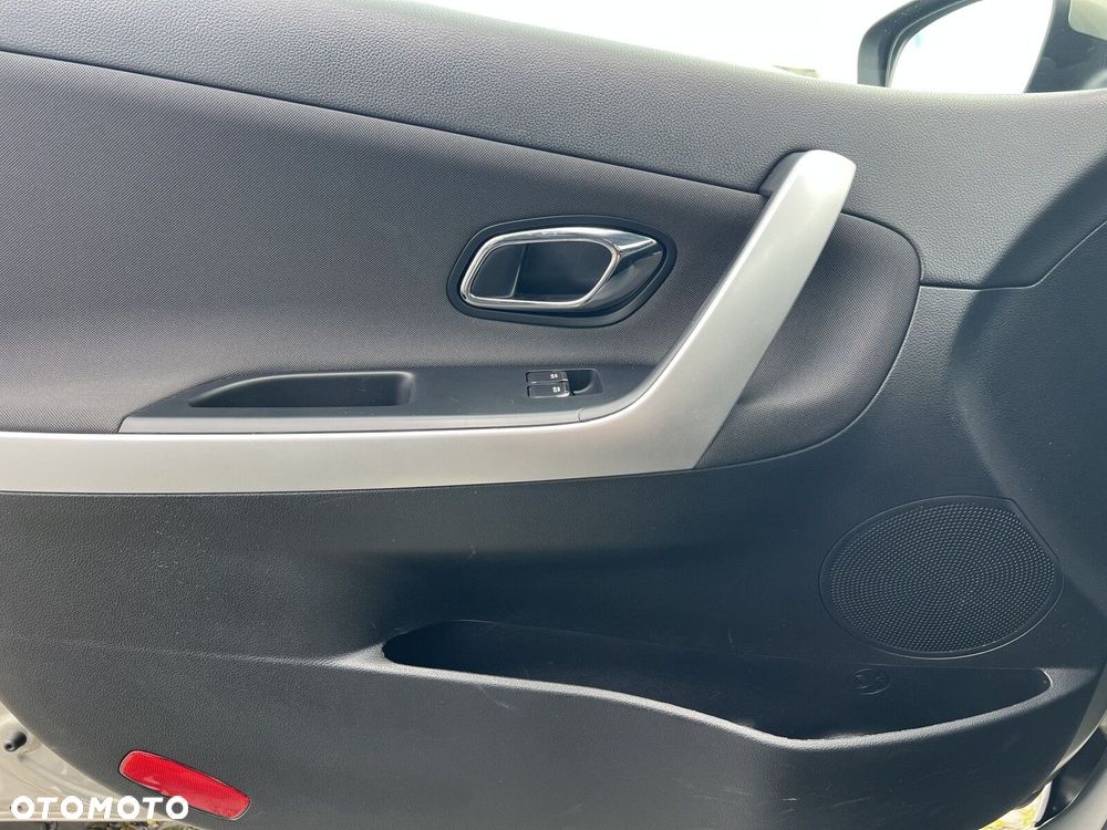 Kia Ceed - 13