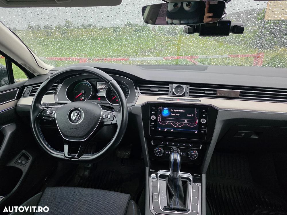 Volkswagen Passat Standard - 6