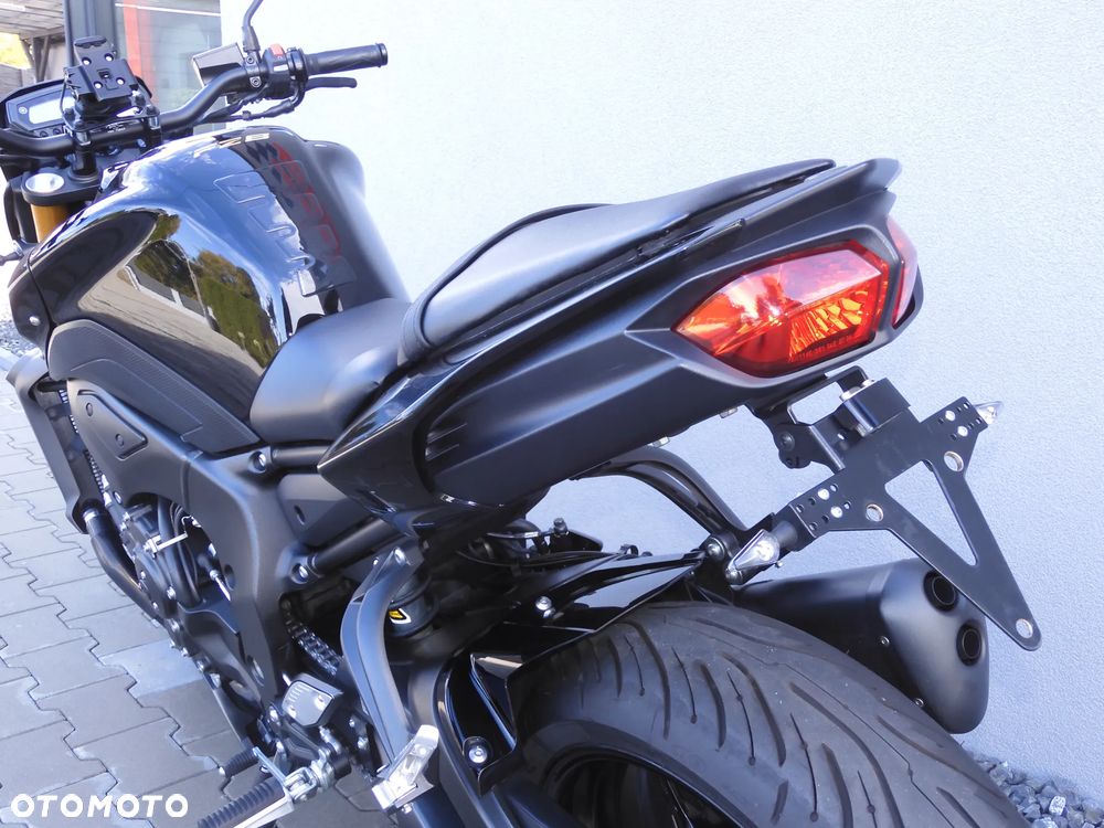 Yamaha FZ8 - 35