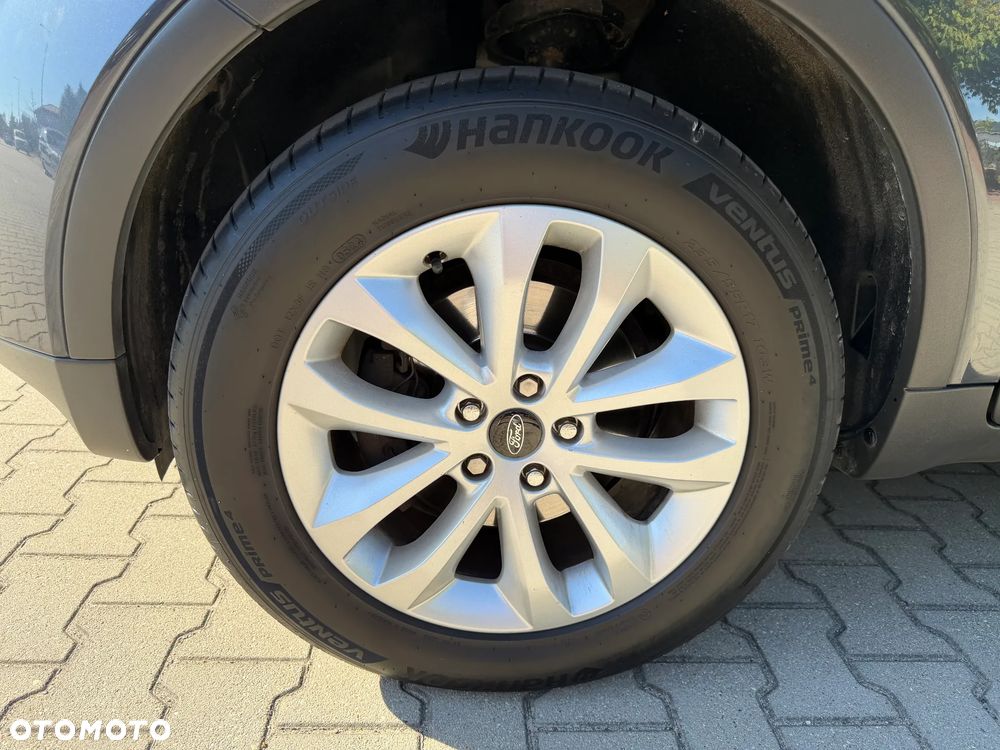 Ford Kuga - 25