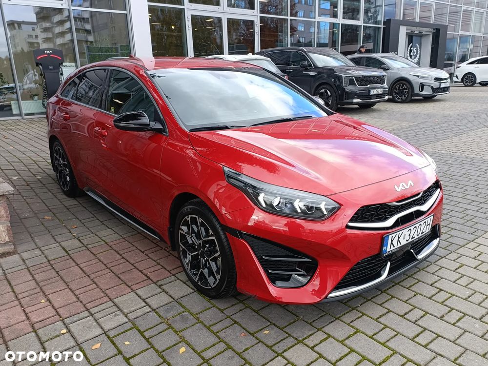 Kia ProCeed 1.5 T-GDI GT Line - 4