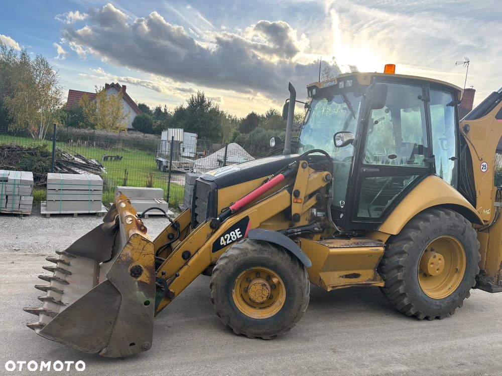 Caterpillar 428E - 1
