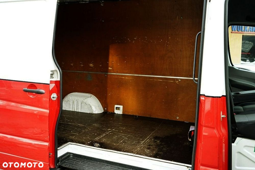 Volkswagen Crafter - 21