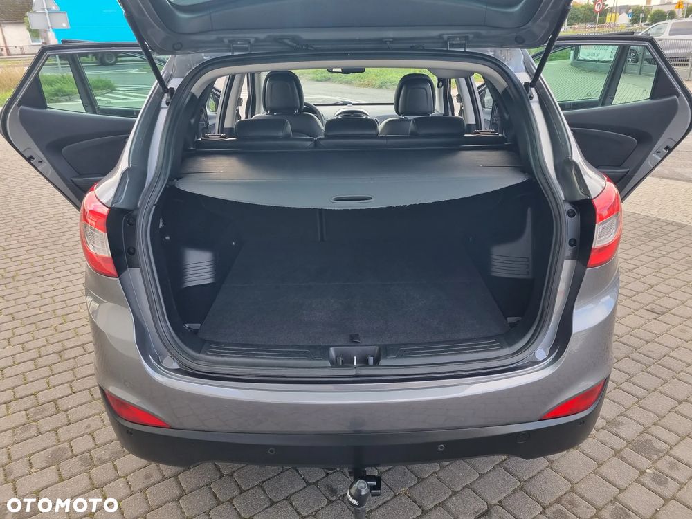Hyundai ix35 1.6 2WD Fifa World Cup Edition - 32
