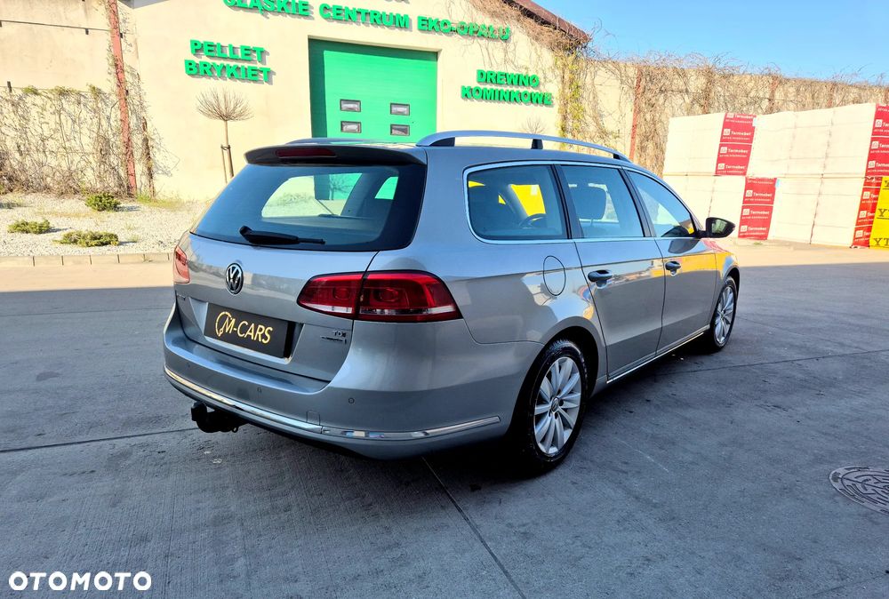 Volkswagen Passat 1.6 TDI BlueMotion Technology Comfortline - 5