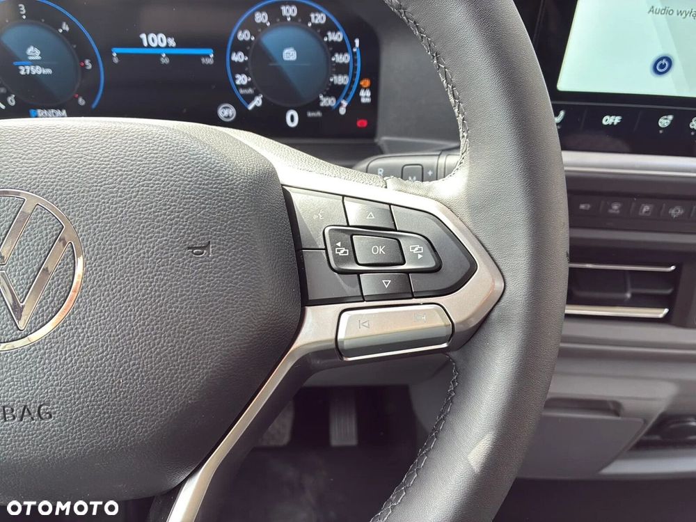 Volkswagen Caravelle - 24