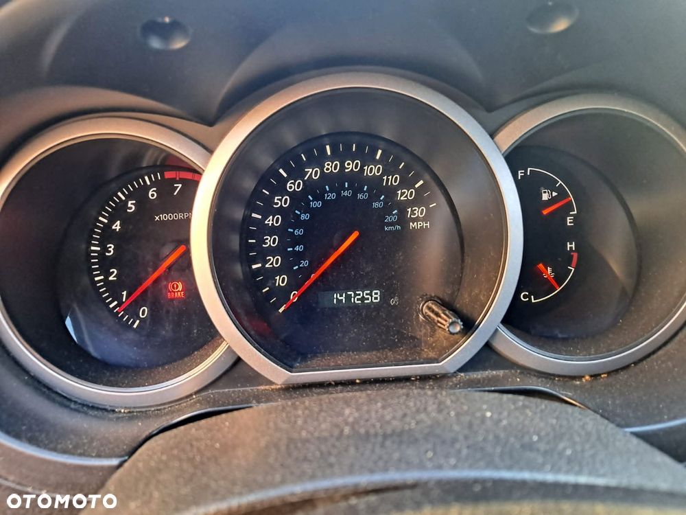 Suzuki Grand Vitara 2.7 V6 - 12