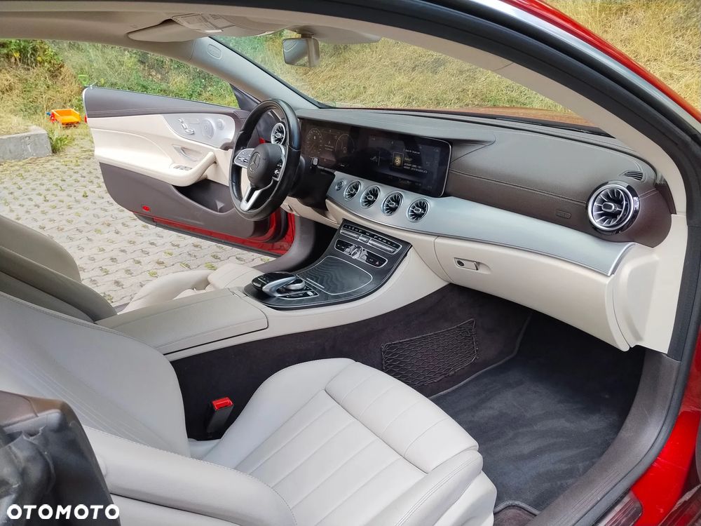 Mercedes-Benz Klasa E 220 d 4-Matic AMG - 9