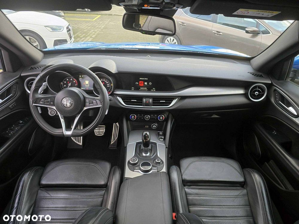 Alfa Romeo Stelvio - 21