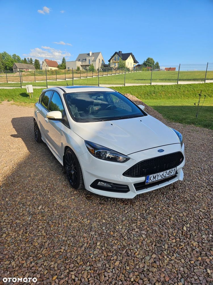 Ford Focus 2.0 EcoBoost ST - 2