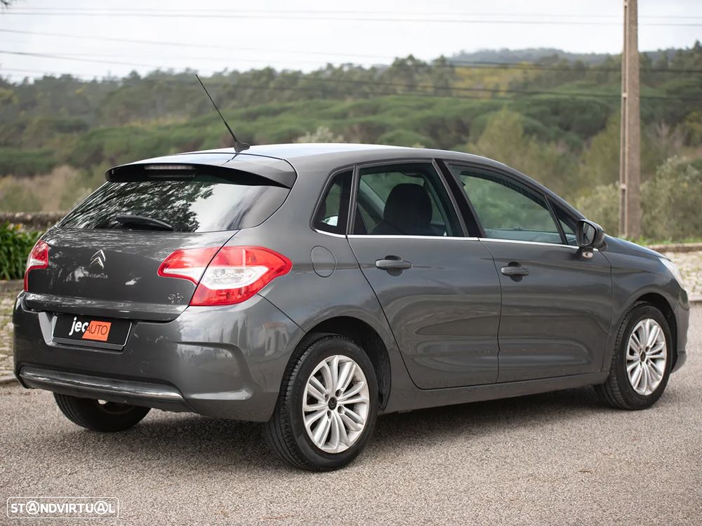 Citroën C4 1.6 HDi Attraction - 4