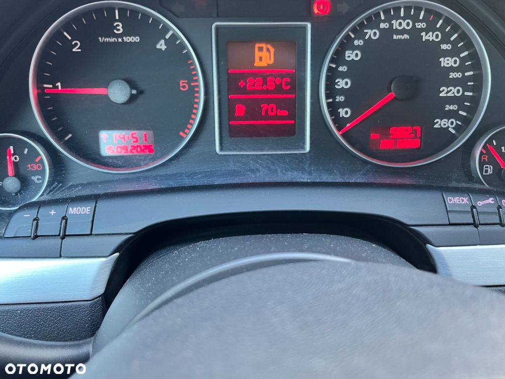 Audi A4 Avant 2.0 TDI - 29