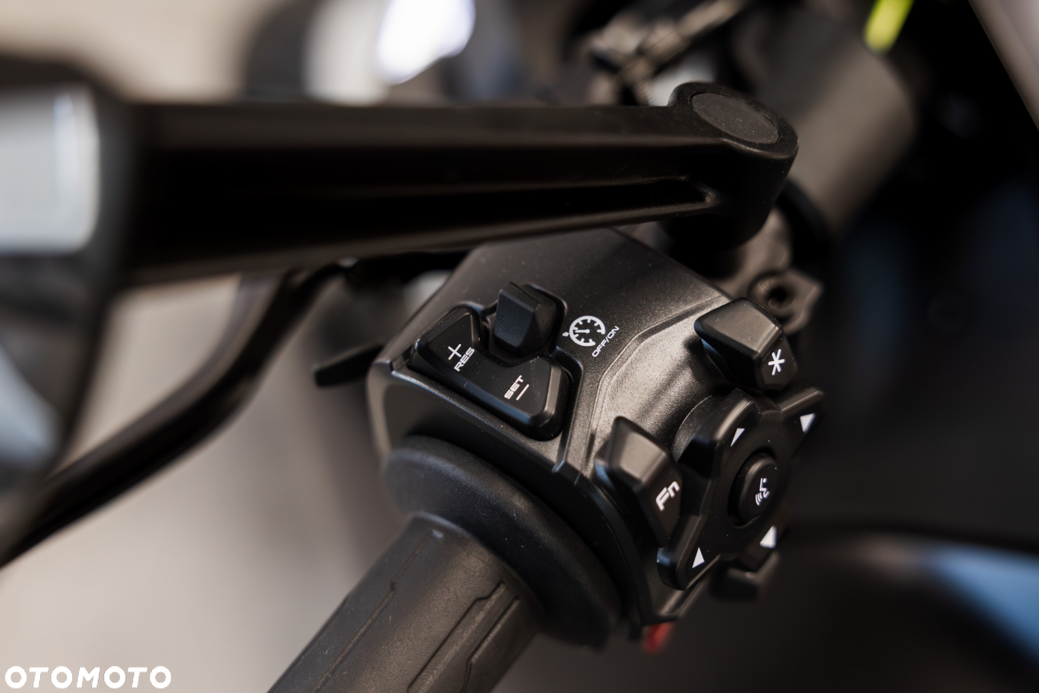 CFMoto NK - 14