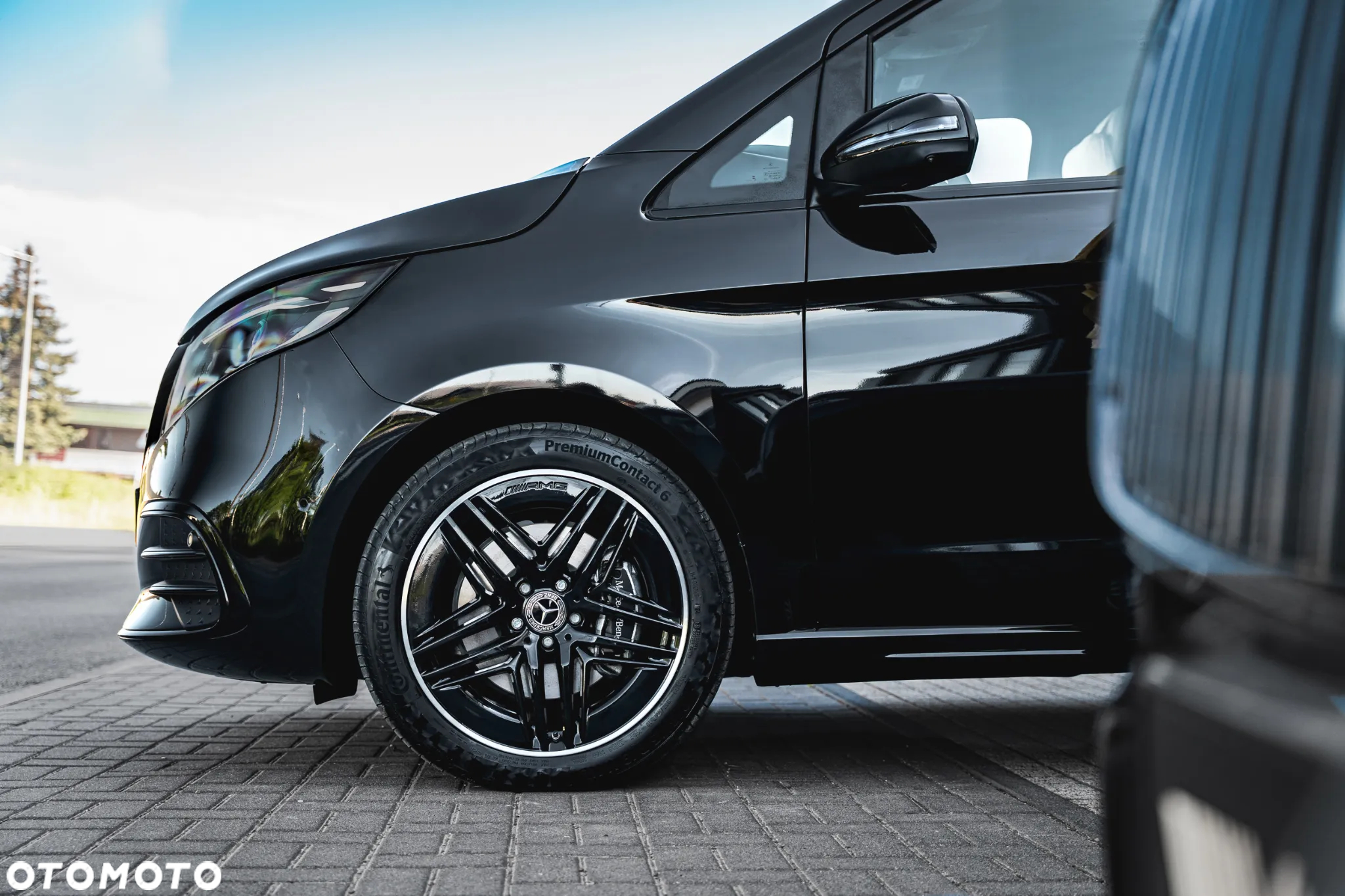 Mercedes-Benz Klasa V 300 d 4-Matic 9G-Tronic Exclusive (ekstra d³) - 3