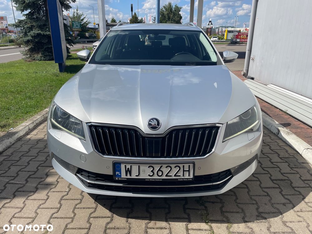 Skoda Superb 2.0 TDI Ambition - 2
