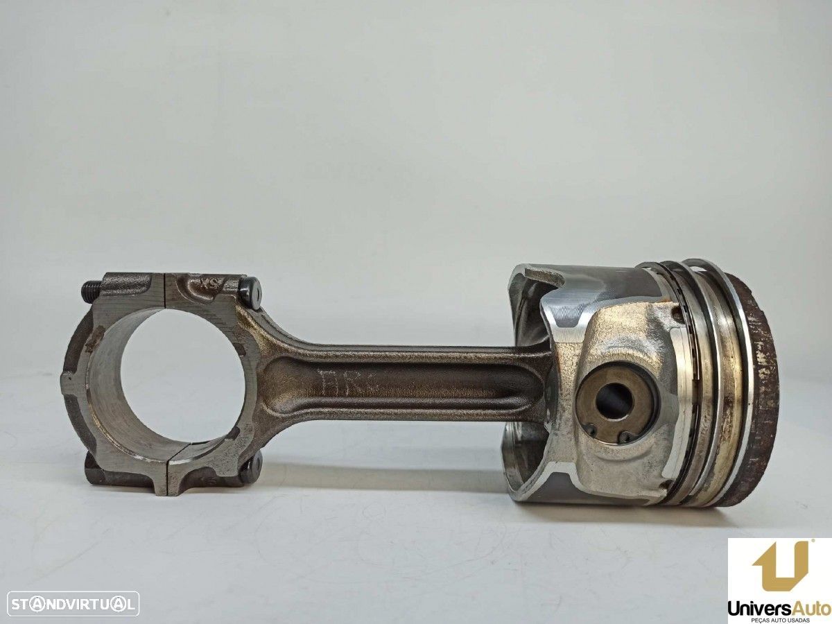 BIELA RENAULT MAXITY FG 130.35/45 - 1