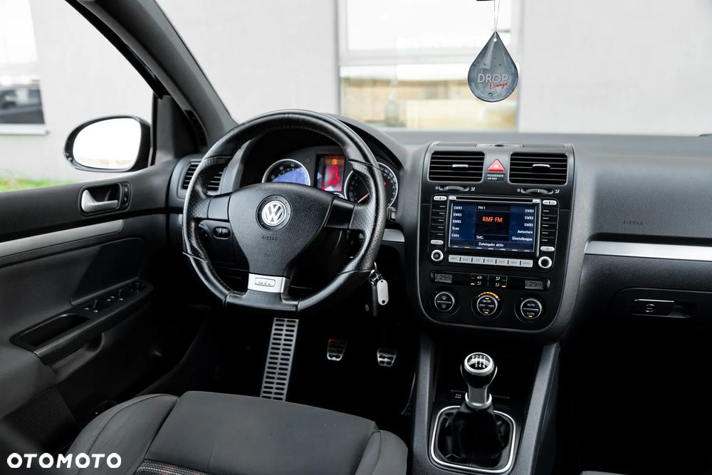 Volkswagen Golf 2.0 GTI - 21