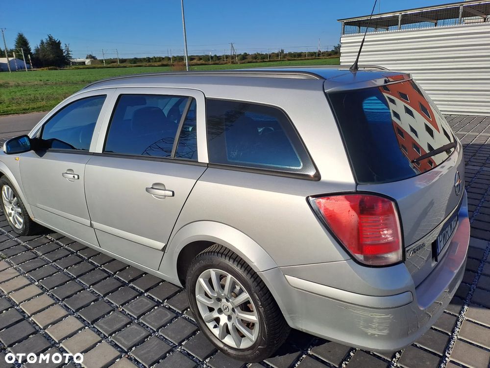 Opel Astra - 4