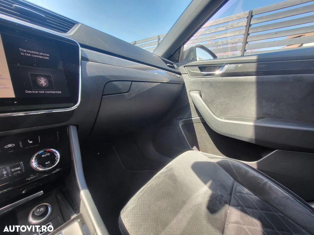 Skoda Superb 2.0 TDI DSG 4X4 Sportline - 9