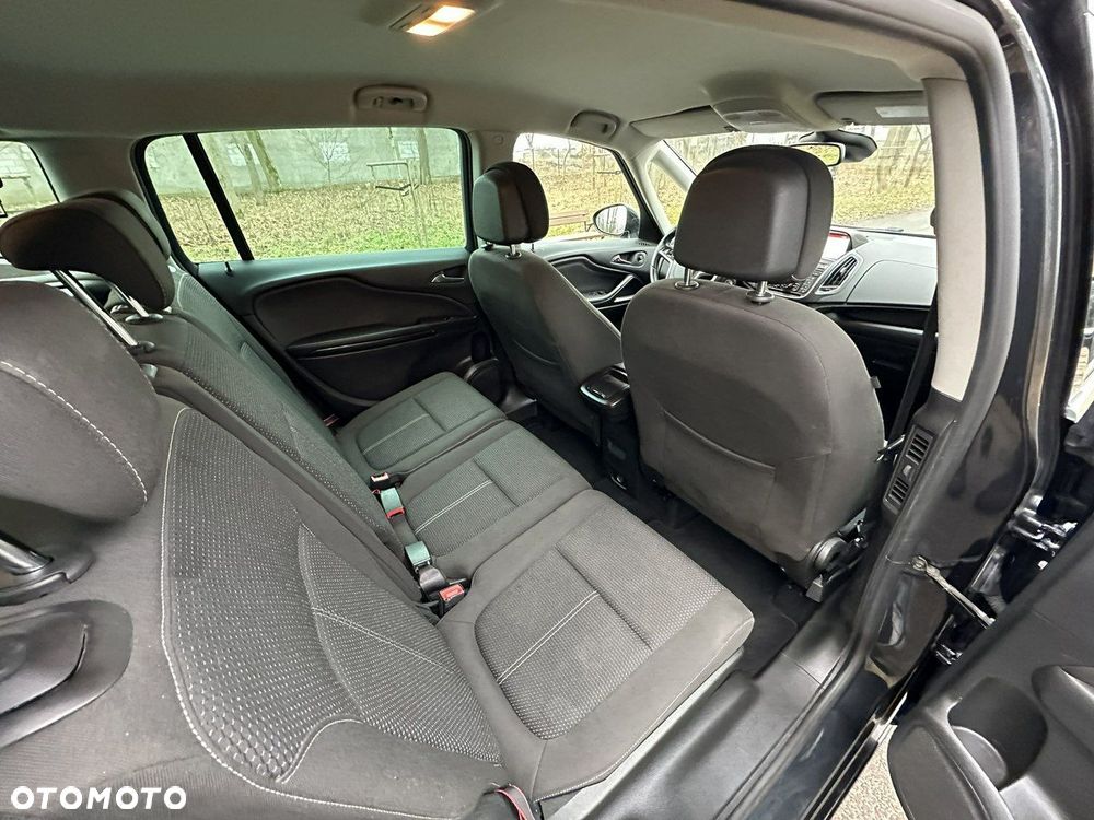 Opel Zafira - 28