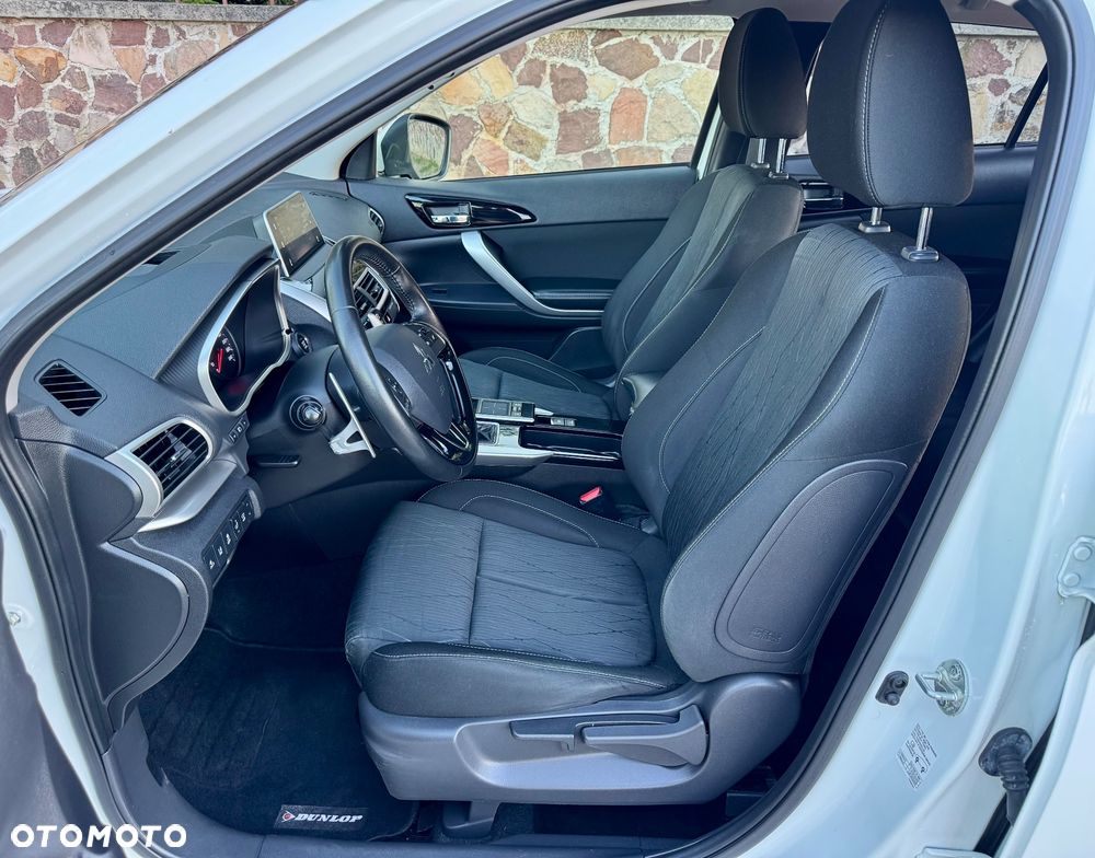Mitsubishi Eclipse Cross - 14
