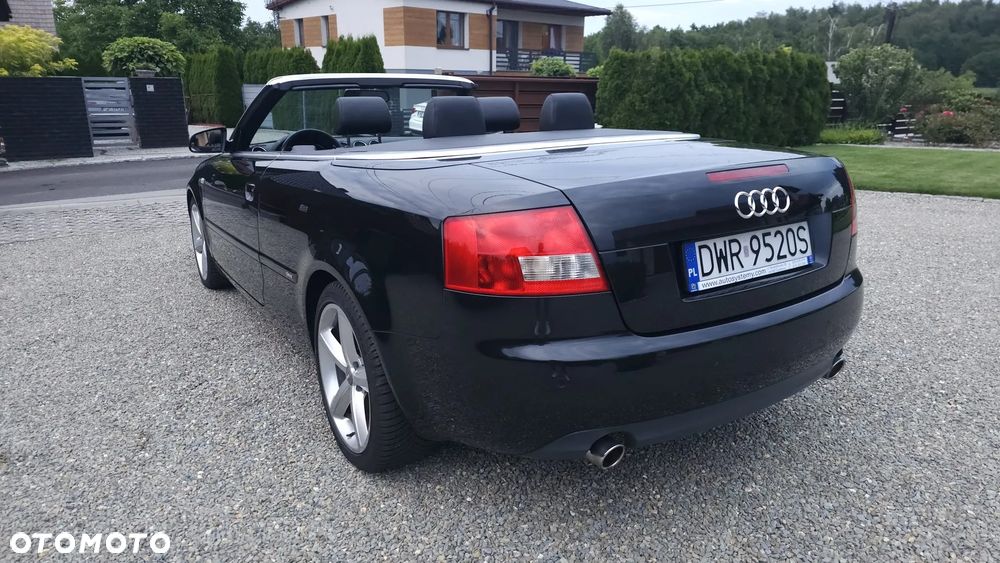 Audi A4 Cabrio 2.4 - 11