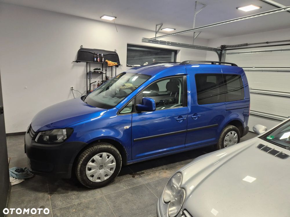 Volkswagen Caddy Comfortline BMT - 3