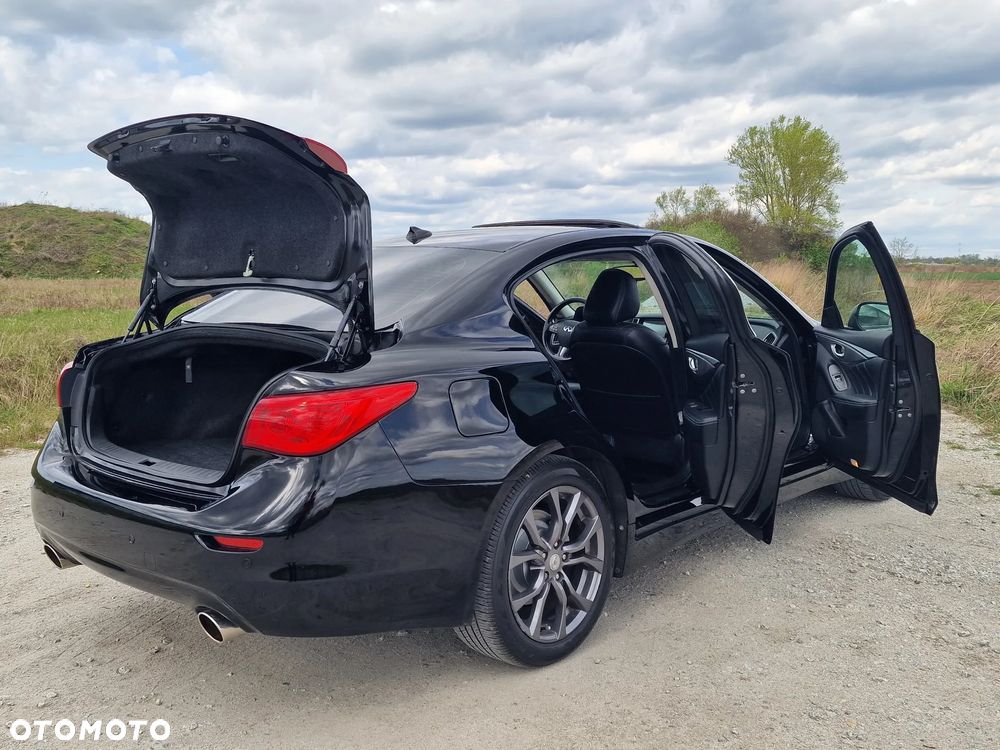 Infiniti Q50 - 35