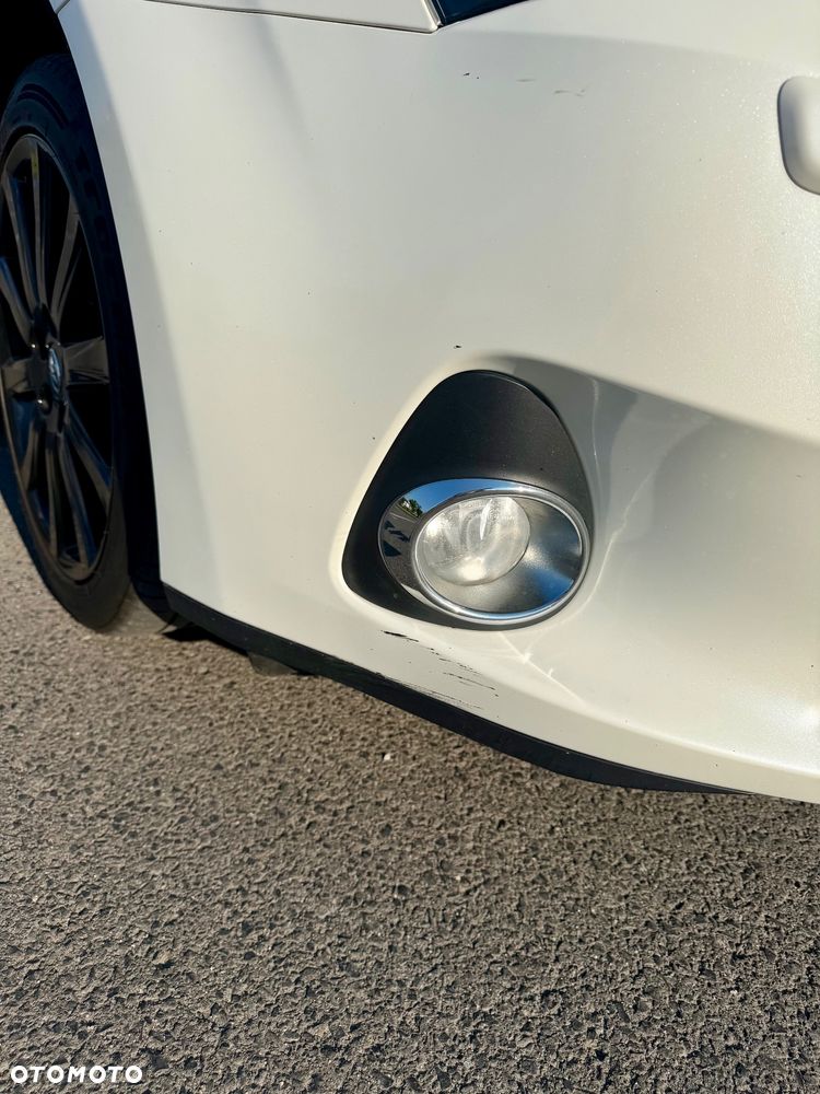 Toyota Avensis 2.0 Prestige NAVI - 9