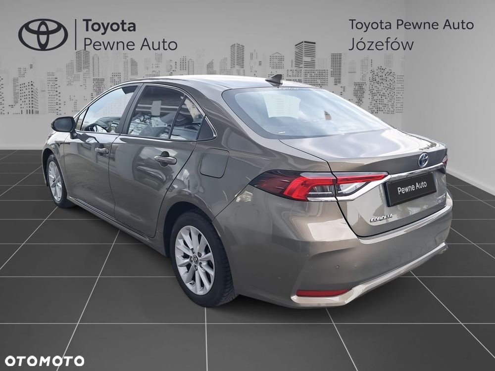 Toyota Corolla 1.8 Hybrid Comfort - 3