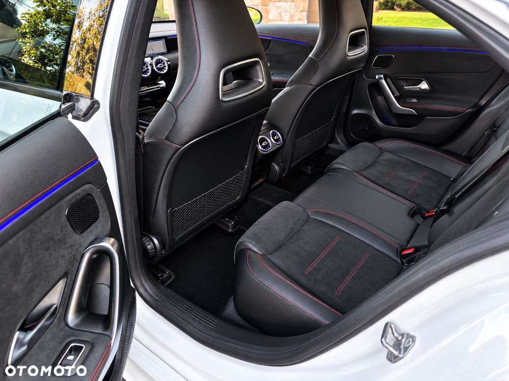 Mercedes-Benz CLA 200 d 8G-DCT Edition 2021 - 35