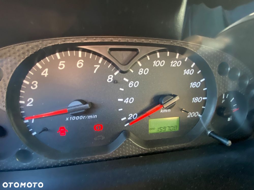 205 / Mazda Tribute/ Na Części / - 6