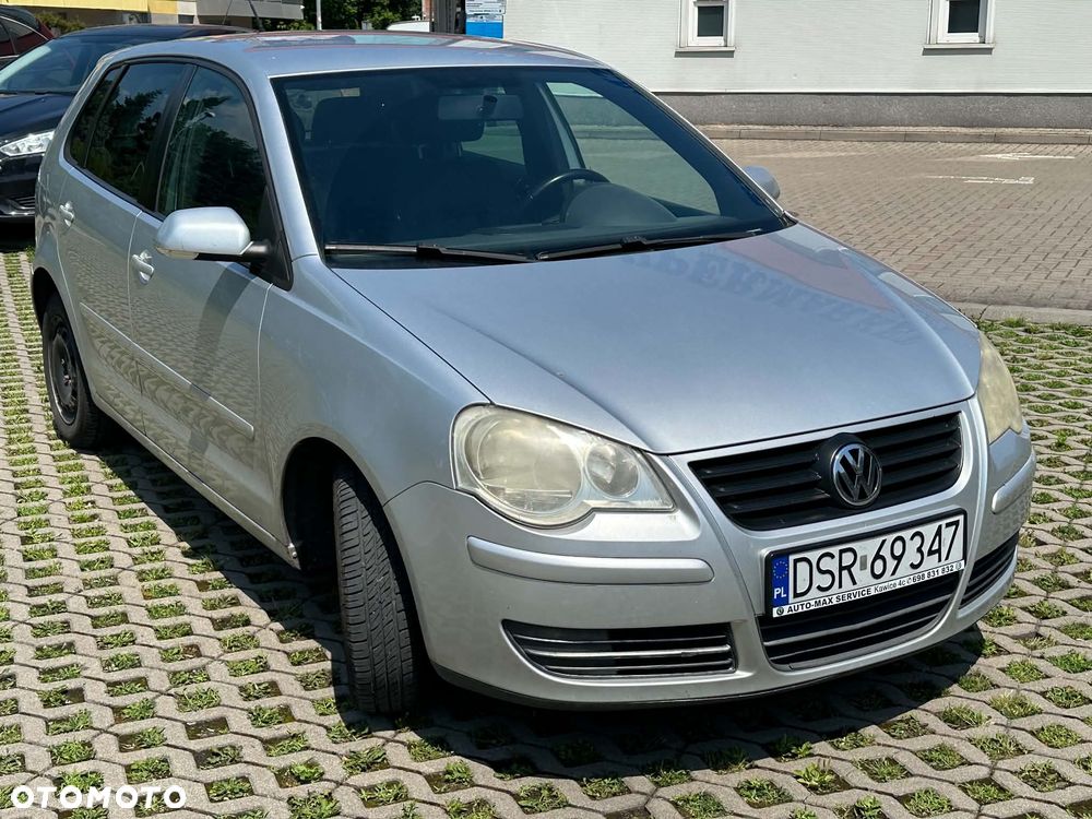 Volkswagen Polo 1.4 16V Comfortline - 2