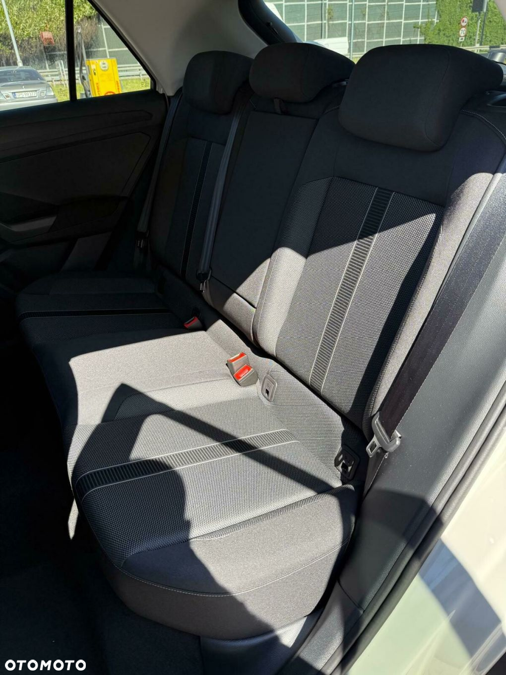 Volkswagen T-Roc 1.5 TSI Life Plus DSG - 31