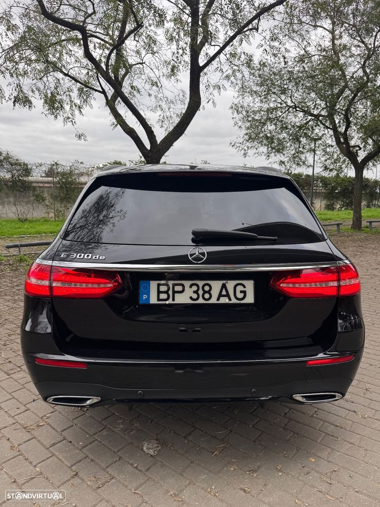 Mercedes-Benz E 300 de AMG Line - 6