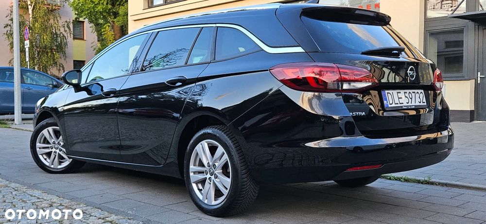 Opel Astra 1.6 D (CDTI) Start/Stop Dynamic - 29