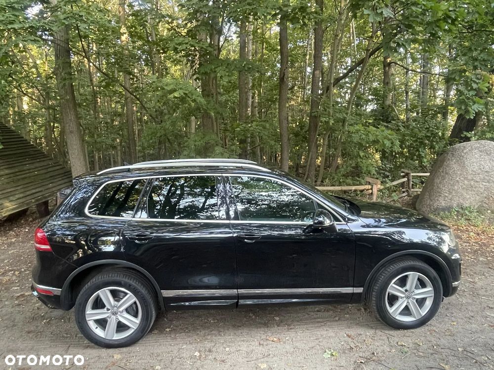 Volkswagen Touareg 3.0 V6 TDI BMT Perfectline R-Style - 10