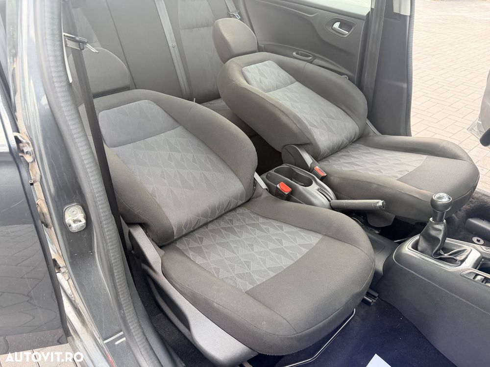 Citroën C-Elysée PureTech 82 Selection - 9