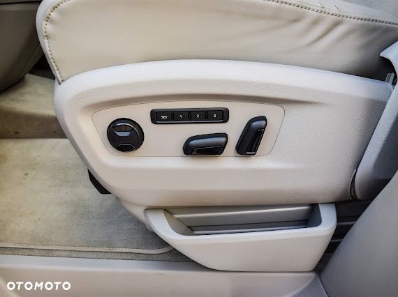 Volkswagen Multivan 2.0 BiTDI L1 Highline DSG - 38