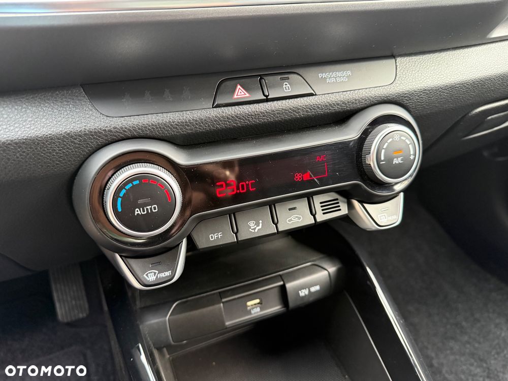 Kia Stonic 1.0 T-GDI 100 OPF DCT7 Vision - 14