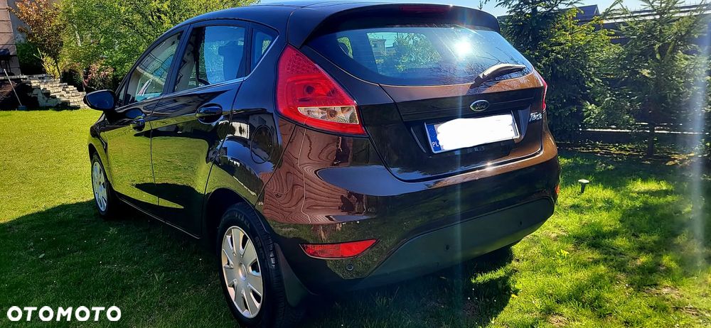 Ford Fiesta 1.25 Titanium EU5 - 9