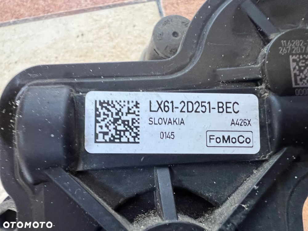 ZACISK HAMULCOWY ELEKTRYCZNY TYŁ TYLNY PRAWY LEWY FORD FOCUS MK4 KOMBI ST LINE 1.0 ECOBOOST 2020 ROK 15.000km SUPER STAN LX61-2D250-BEC  LX61-2D251-BEC - 7
