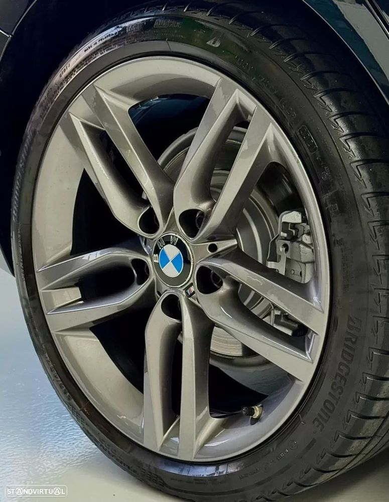 BMW 116 d Pack M - 37